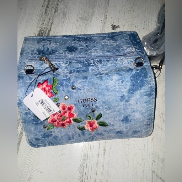 🆕 Guess Crossbody Purse/wallet Jean Embroidery Flowers #W1 - Picture 5 of 5